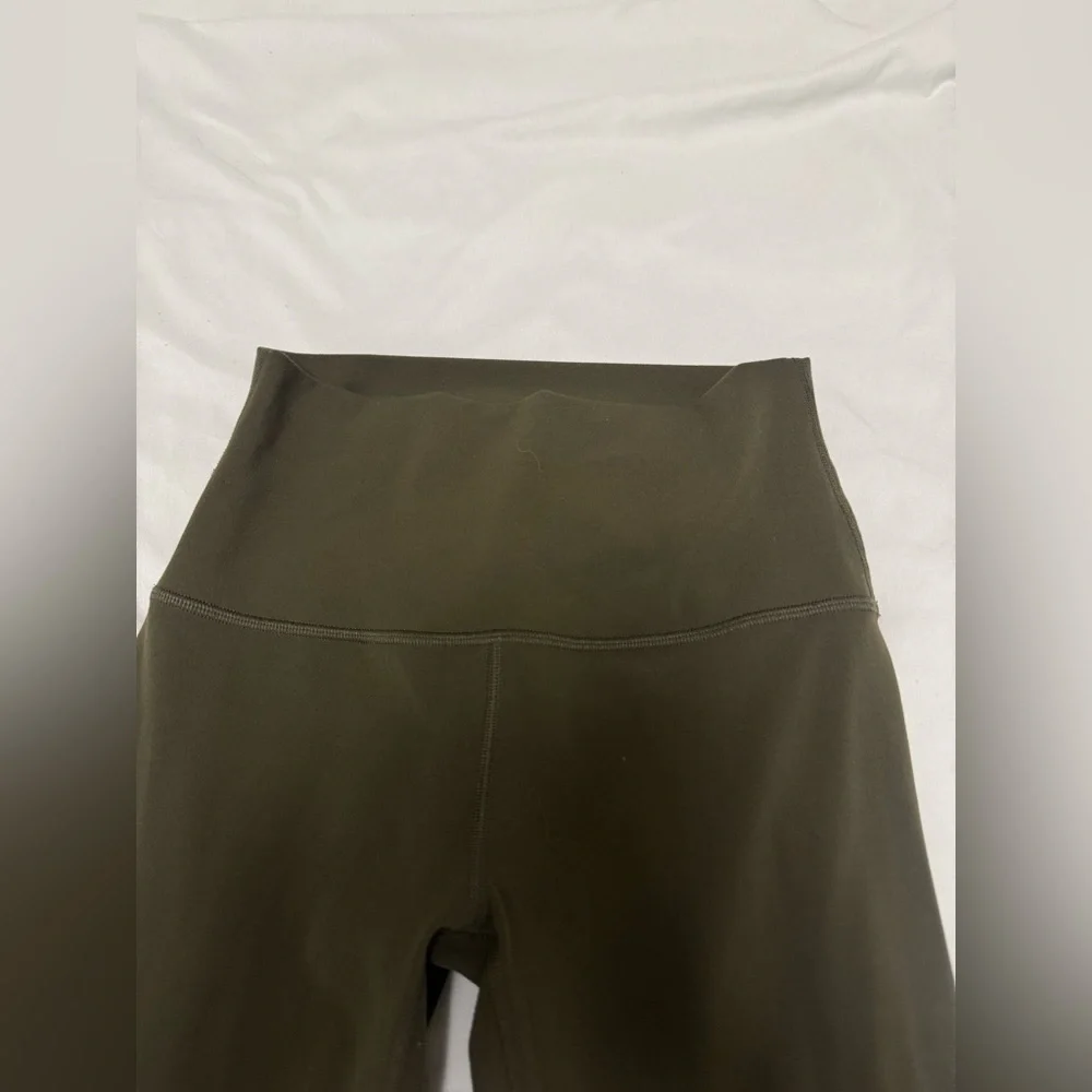 Lululemon Align Crop *21